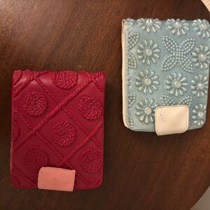 Vantage wallets Red/pink & Blue/white Embossed Wallets